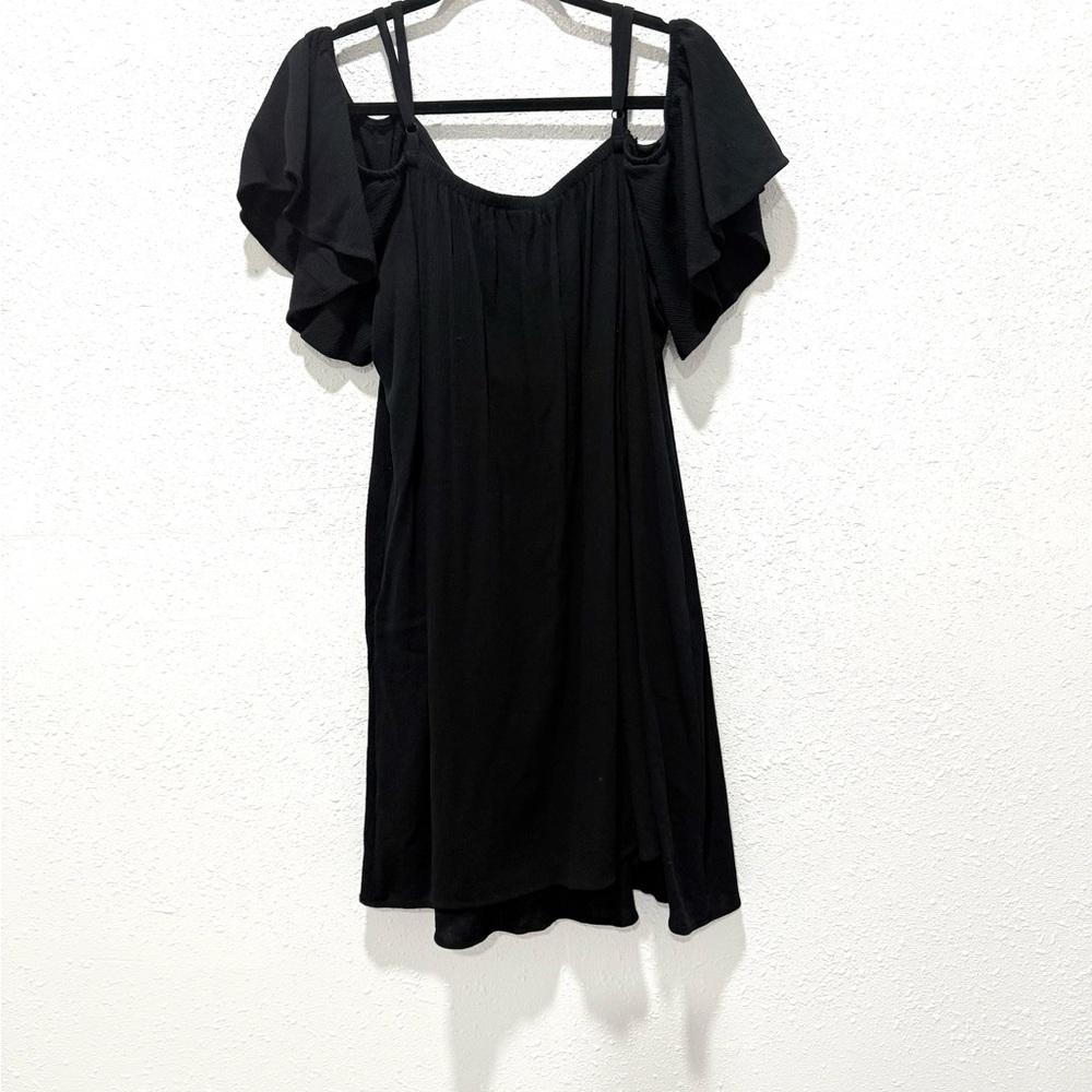 Torrid‎ black cold shoulder babydoll dress 12